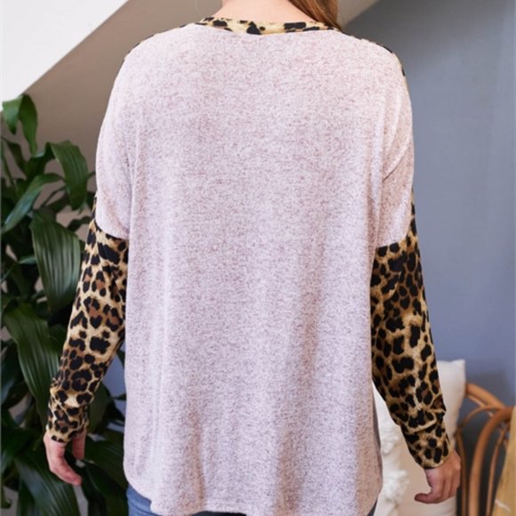 CASUAL DOLLZ LEOPARD SLEEVE AND NECK BAND SEQUINS - Picture 7 of 7